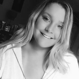 Meet your Posher, Amelia